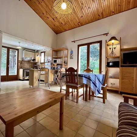 La Maison Au Volet Bleu Sgo000-431